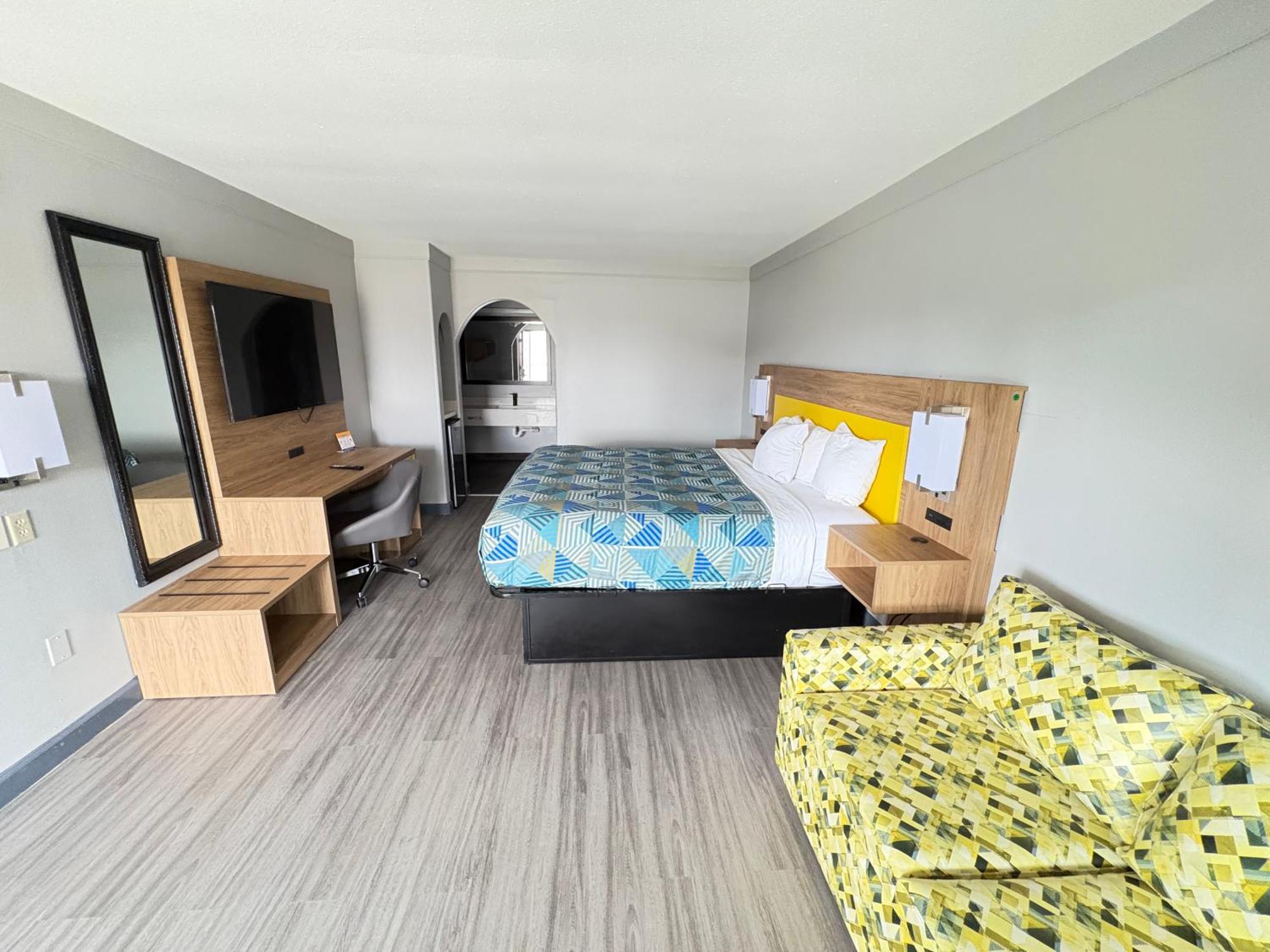 Days Inn By Wyndham Gonzales Exteriér fotografie